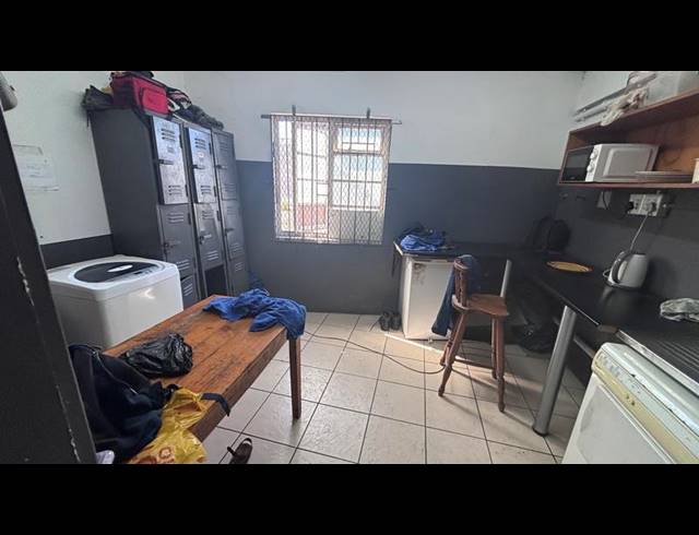 INDUSTRIAL PROPERTY TO RENT IN PAARDEN EILAND